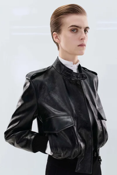 Look 8